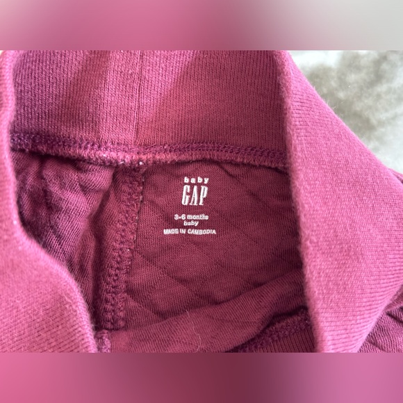 Gap - Quilted Sets - size 3-6 M - Picture 6 of 8